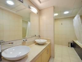 Al Tamr - 2 Bedroom Apartment Dubai Exteriör bild